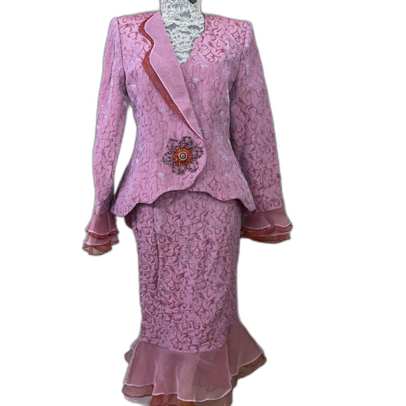 Louise Ricci 2pc  Skirt Suit set Sequins Rhinestones Size 6 NWT Purple - Picture 1 of 16